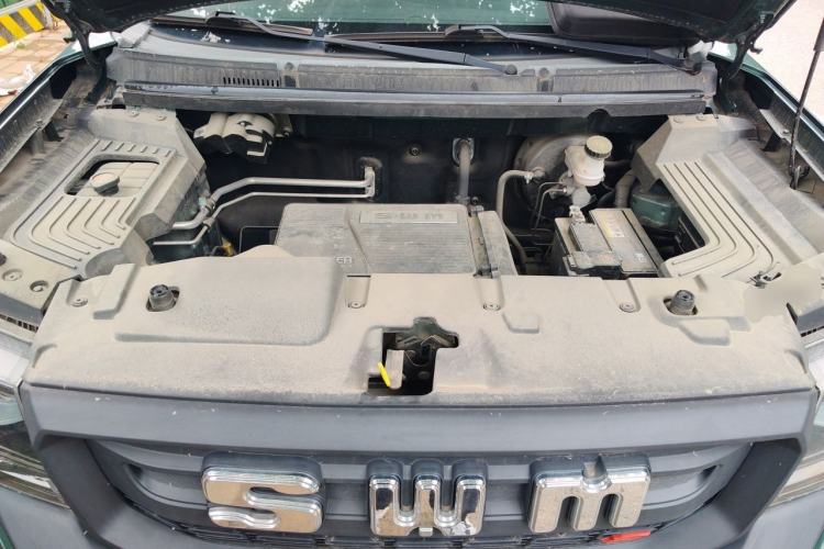 Used SWM Dahu 2022 1.5L Manual Luxury Version 7 Seats Engine Bay