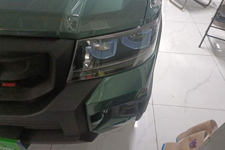 Used SWM Dahu 2022 1.5L Manual Luxury Version 7 Seats Left Front Headlight