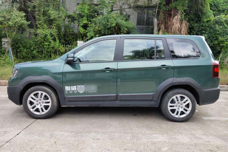 Used SWM Dahu 2022 1.5L Manual Elite Version 7 Seats Left Side
