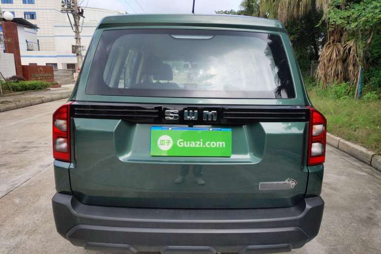 Used SWM Dahu 2022 1.5L Manual Elite Version 7 Seats Rear