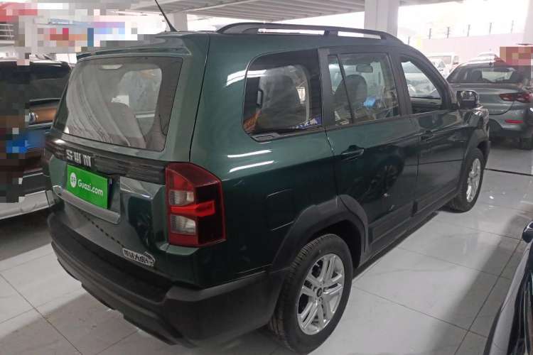 Used SWM Dahu 2022 1.5L Manual Luxury Version 7 Seats Rear Right 45 Deg