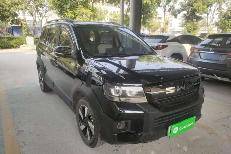 Used SWM Dahu EDi 2023 EDi 1.5L Luxury Model 5 Seats Front Right 45 Deg