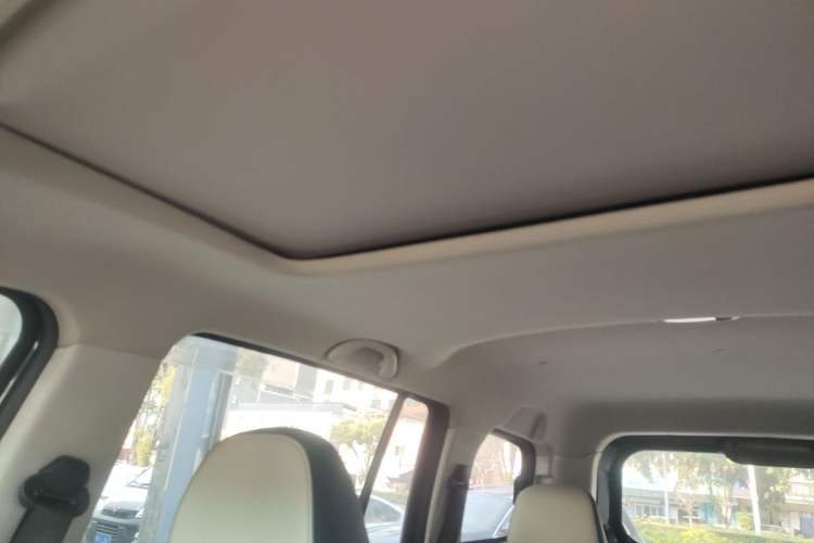 Used SWM Dahu EDi 2023 EDi 1.5L Luxury Model 5 Seats Headliner