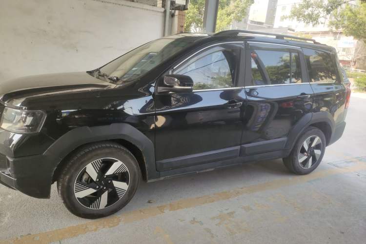 Used SWM Dahu EDi 2023 EDi 1.5L Luxury Model 5 Seats Left Side