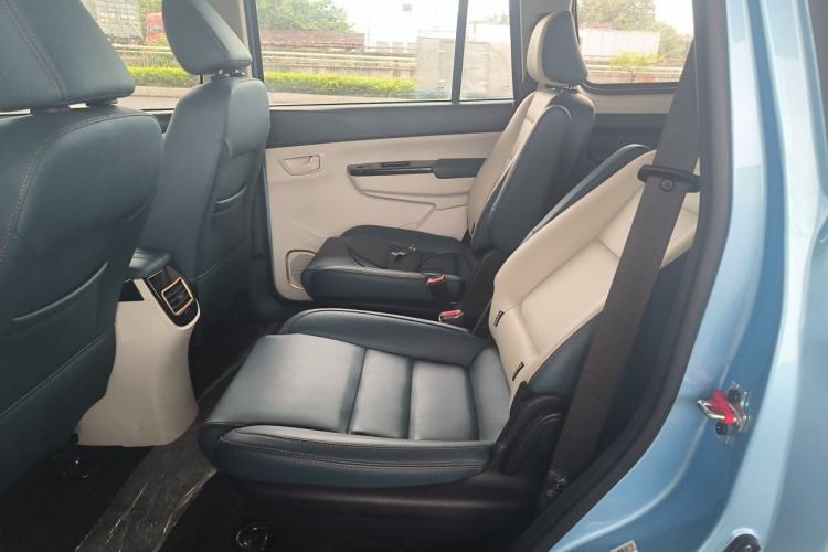 Used SWM Dahu EDi 2023 EDi 1.5L Luxury Model 7 Seats Left Rear Seat