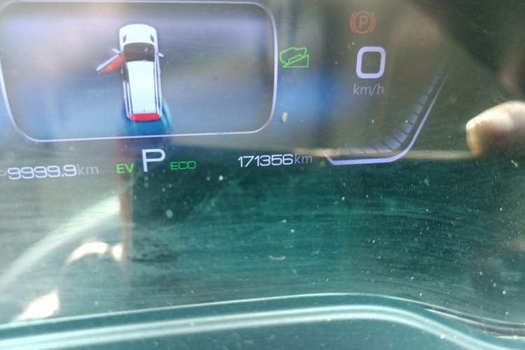 Used SWM Dahu EDi 2023 EDi 1.5L Comfort Model 7 Seats Odometer Close Up