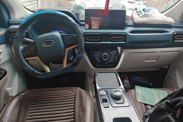 Used SWM Dahu EDi 2023 EDi 1.5L Luxury Model 7 Seats Center Console