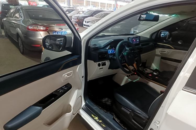 Used SWM Dahu EDi 2023 EDi 1.5L Comfort Model 7 Seats Driver Seat