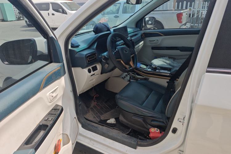 Used SWM Dahu EDi 2023 EDi 1.5L Comfort Model 7 Seats Driver Seat