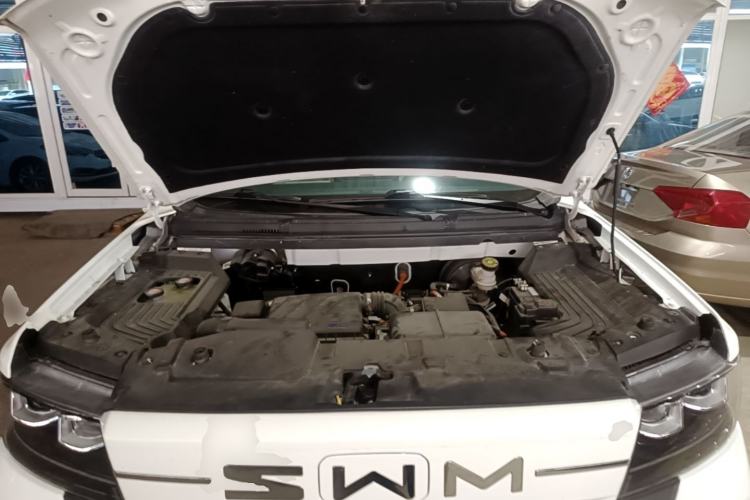 Used SWM Dahu EDi 2023 EDi 1.5L Comfort Model 7 Seats Engine Bay