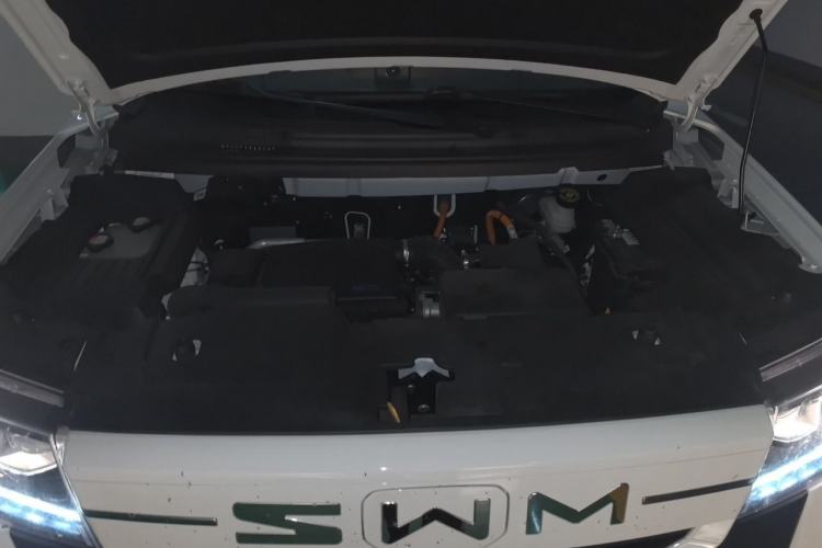 Used SWM Dahu EDi 2023 EDi 1.5L Luxury Model 7 Seats Engine Bay