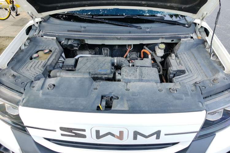 Used SWM Dahu EDi 2023 EDi 1.5L Comfort Model 7 Seats Engine Bay