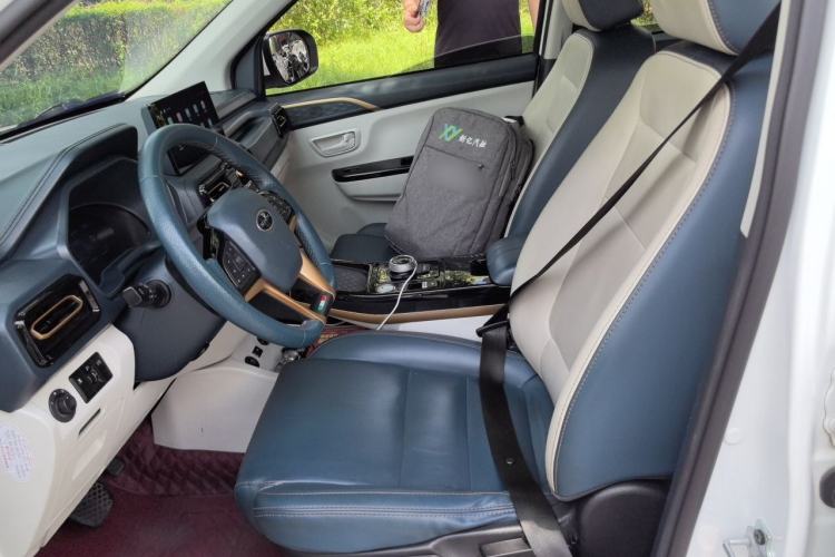 Used SWM Dahu EDi 2023 EDi 1.5L Comfort Model 7 Seats Left Front Seat