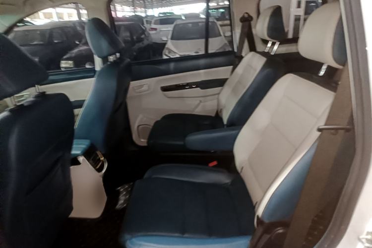 Used SWM Dahu EDi 2023 EDi 1.5L Comfort Model 7 Seats Left Rear Seat