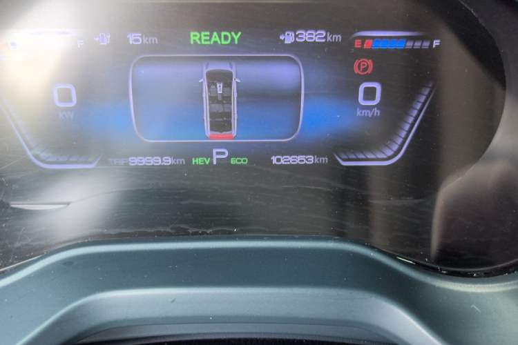 Used SWM Dahu EDi 2023 EDi 1.5L Comfort Model 7 Seats Odometer Close Up