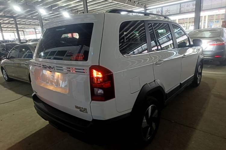 Used SWM Dahu EDi 2023 EDi 1.5L Comfort Model 7 Seats Rear Right 45 Deg