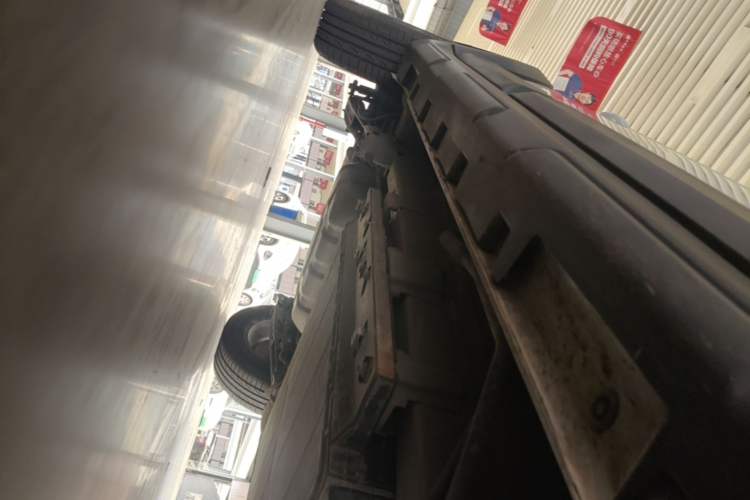 Used SWM Dahu EDi 2023 EDi 1.5L Luxury Model 7 Seats Right Side Sill