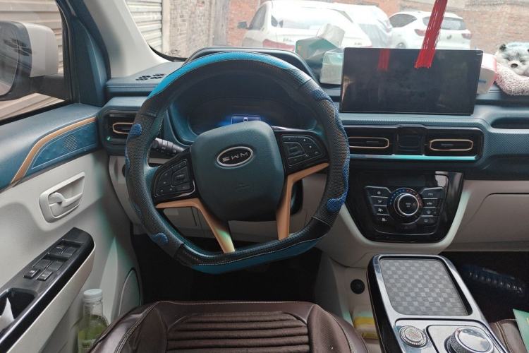 Used SWM Dahu EDi 2023 EDi 1.5L Luxury Model 7 Seats Steering Wheel