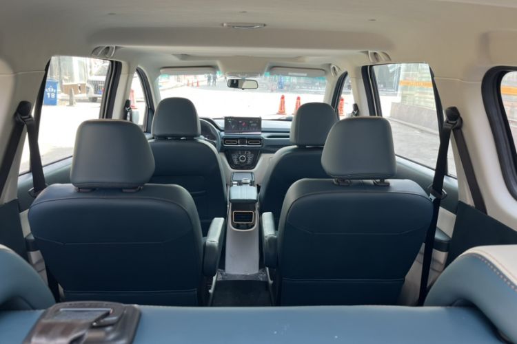 Used SWM Dahu EDi 2023 EDi 1.5L Comfort Model 7 Seats Trunk