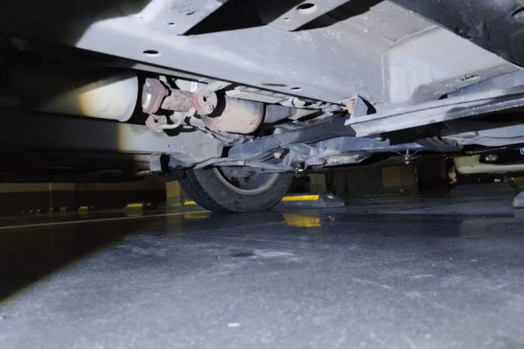Used SWM G01 2018 1.5T Automatic Smart UP Chassis Front Right