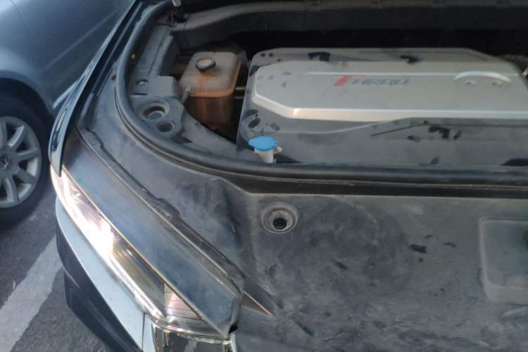 Used SWM G01 2018 1.5T Manual Smart UP Engine Bay Right