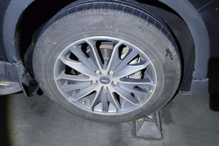 Used SWM G01 2018 1.5T Automatic Smart UP Right Front Wheel Hub