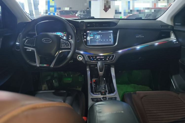 Used SWM G01 2018 1.5T Automatic Smart UP Center Console