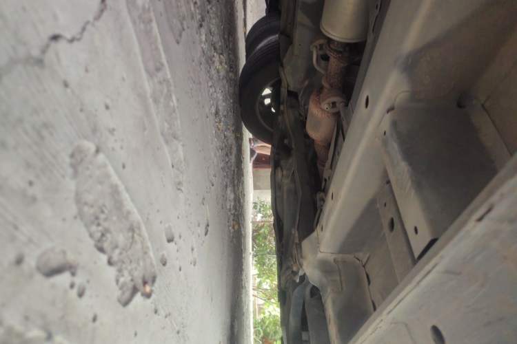 Used SWM G01 2018 1.5T Automatic Smart UP Chassis Front Right