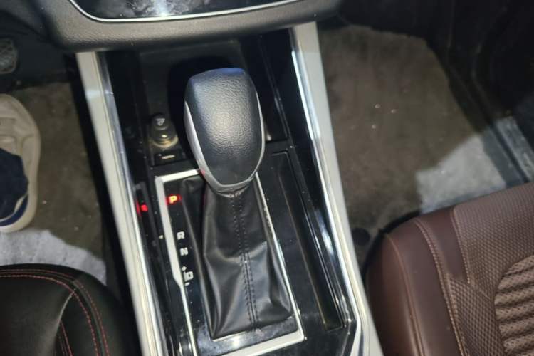 Used SWM G01 2018 1.5T Automatic Smart UP Gear Lever