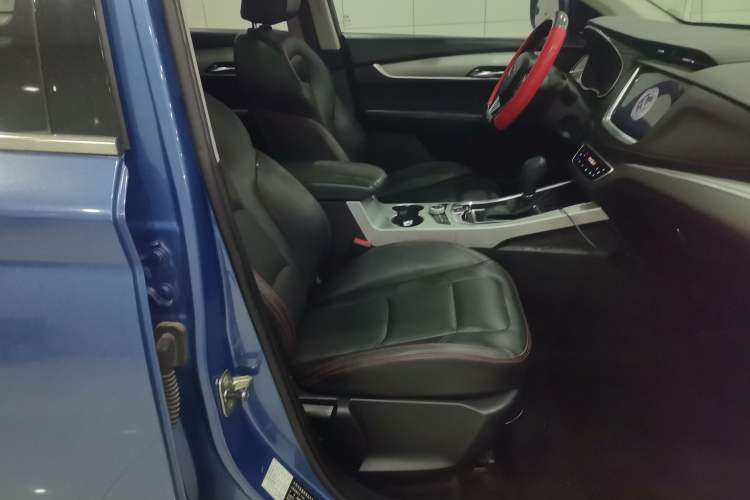 Used SWM G01 2018 1.5T Automatic Smart UP Right Front Seat