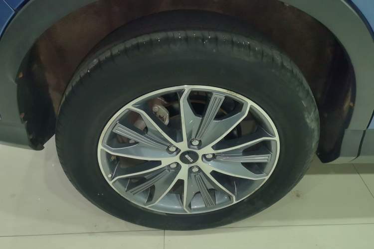 Used SWM G01 2018 1.5T Automatic Smart UP Right Rear Wheel Hub