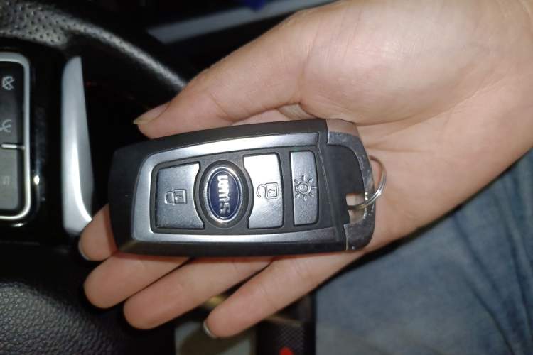 Used SWM G01 2018 1.5T Automatic Smart UP Vehicle Key