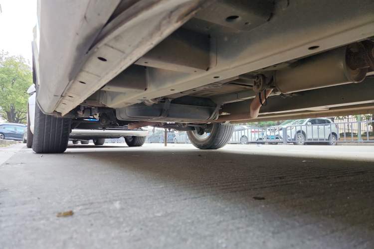 Used SWM G01 2018 1.5T Manual Smart UP Chassis Front Right