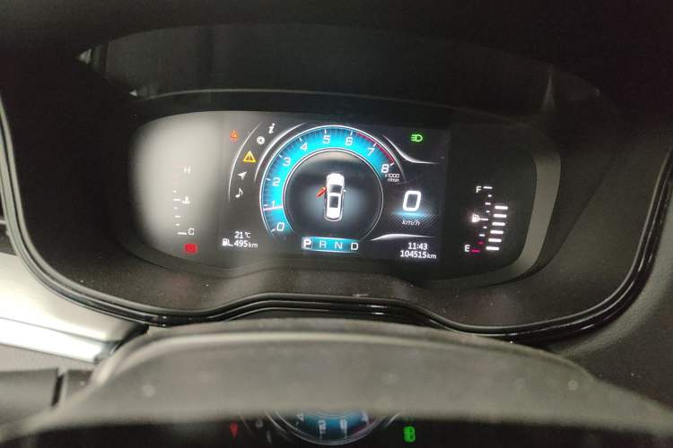 Used SWM G01 2018 1.5T Automatic Smart UP Odometer Close Up