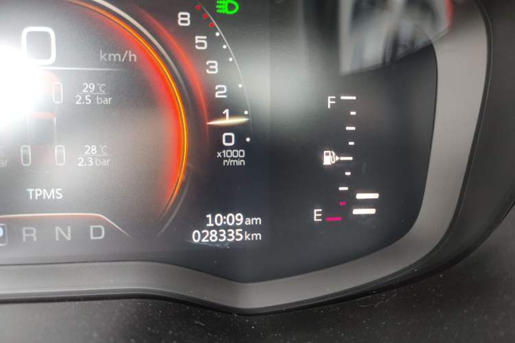Used SWM G01 2018 1.5T Automatic Smart UP Odometer Close Up