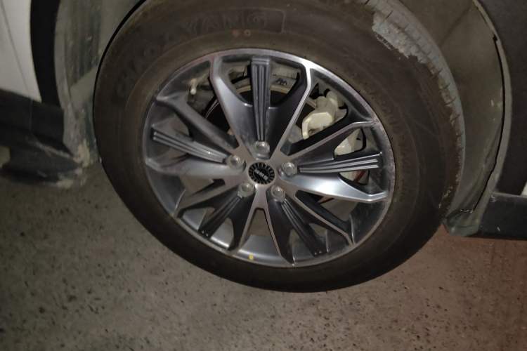 Used SWM G01 2018 1.5T Automatic Smart UP Right Front Wheel Hub
