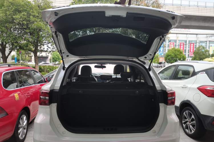 Used SWM G01 2018 1.5T Automatic Smart UP Trunk