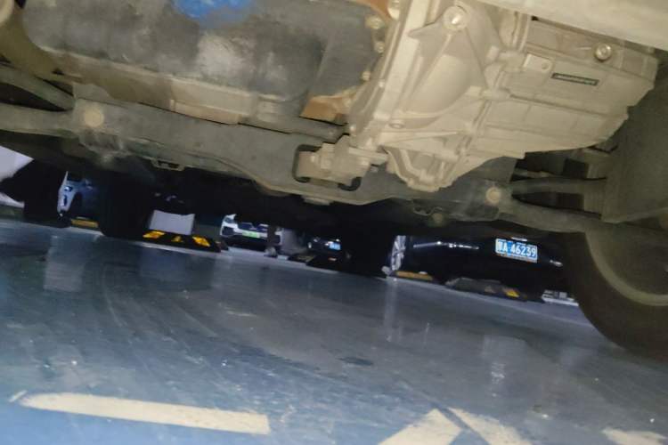Used SWM G01 2019 1.5T Manual UPGRADE UP China VI Chassis Front