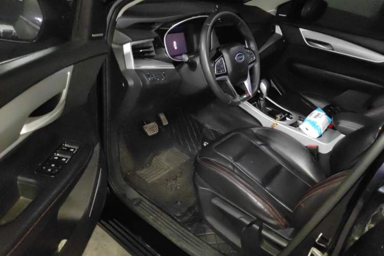 Used SWM G01 2019 1.5T Automatic Premium UP China VI Emission Standard Driver Seat