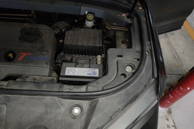 Used SWM G01 2019 F Version 1.5T Automatic Diamond Powder Edition China VI Engine Bay Left
