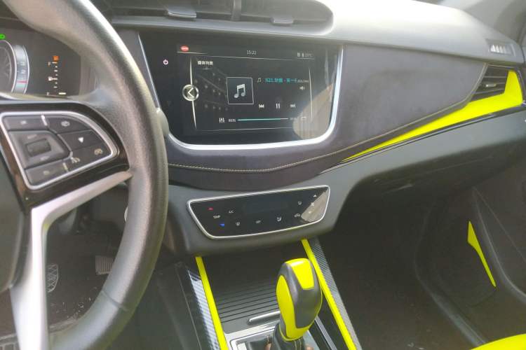 Used SWM G01 2019 F Version 1.5T Automatic Silver Powder Edition National V Audio And AC Panel