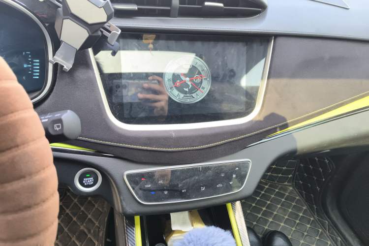 Used SWM G01 2019 F Version 1.5T Automatic Silver Powder Edition China VI Emission Standard Audio And AC Panel
