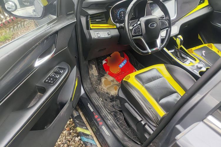 Used SWM G01 2019 F Version 1.5T Automatic Golden Powder Edition National VI Driver Seat