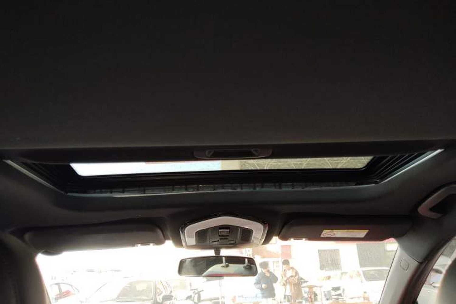 Used SWM G01 2019 F Version 1.5T Automatic Silver Powder Edition China VI Emission Standard Headliner