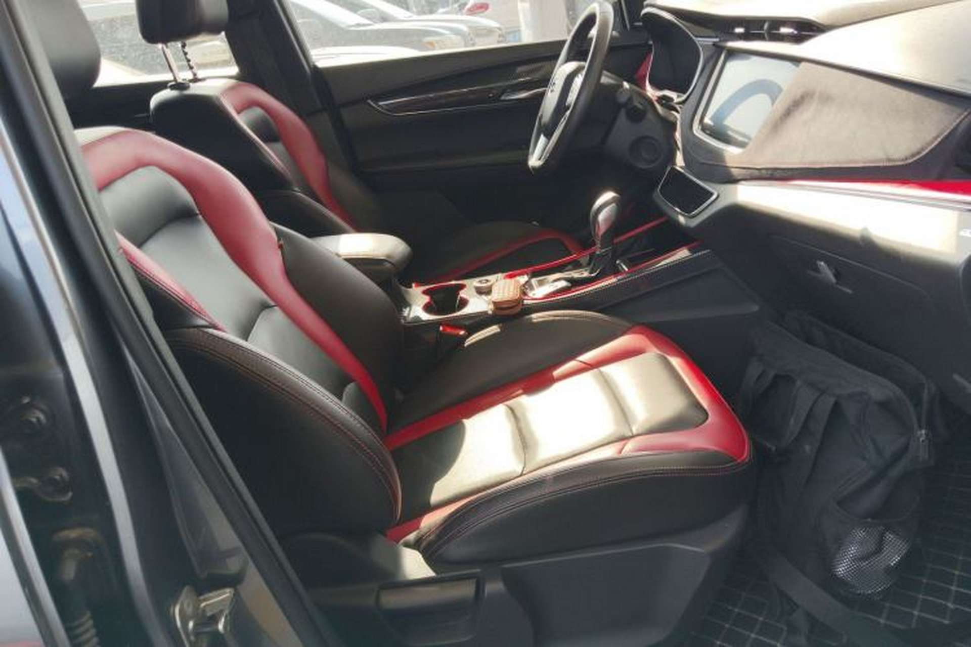 Used SWM G01 2019 F Version 1.5T Automatic Silver Powder Edition China VI Emission Standard Right Front Seat