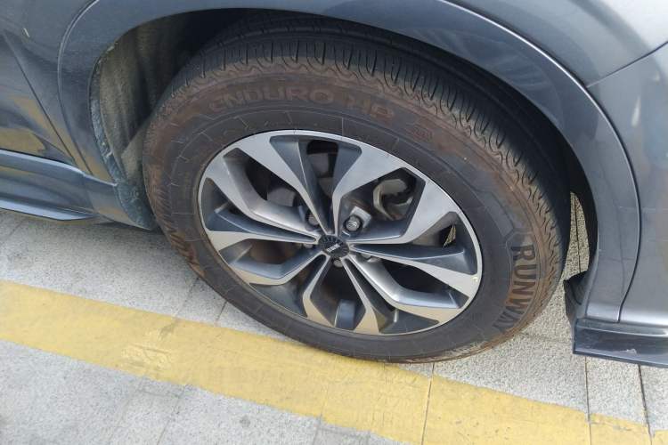 Used SWM G01 2019 F Version 1.5T Automatic Silver Powder Edition National V Right Front Wheel Hub