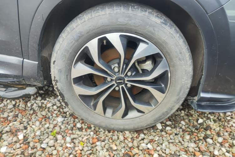Used SWM G01 2019 F Version 1.5T Automatic Golden Powder Edition National VI Right Front Wheel Hub