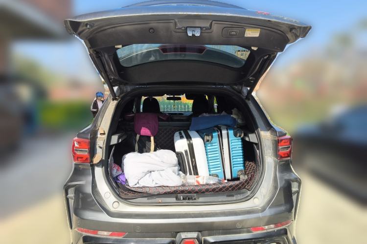 Used SWM G01 2019 F Version 1.5T Automatic Silver Powder Edition China VI Emission Standard Trunk