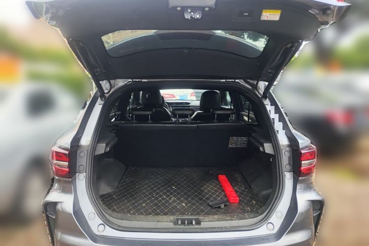Used SWM G01 2019 F Version 1.5T Automatic Golden Powder Edition National VI Trunk