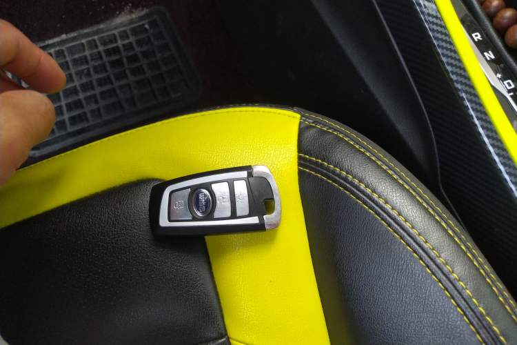 Used SWM G01 2019 F Version 1.5T Automatic Silver Powder Edition National V Vehicle Key